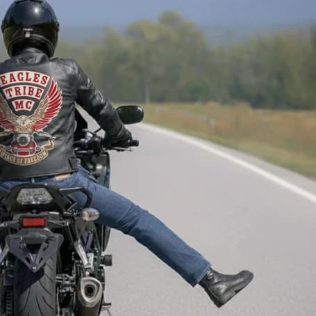 Hand signal for Hazard Right